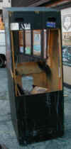 cab2_back.jpg (122335 bytes)
